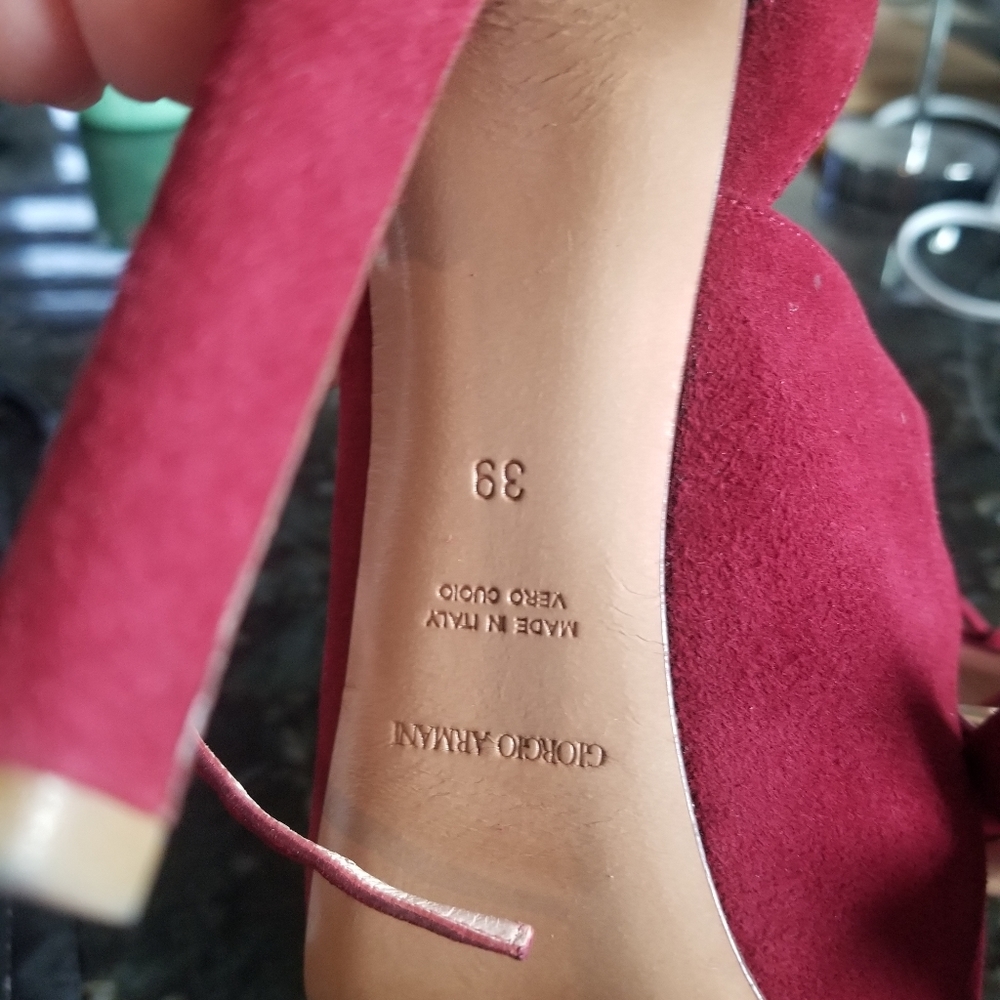 Shoes - Picture 2 of 4